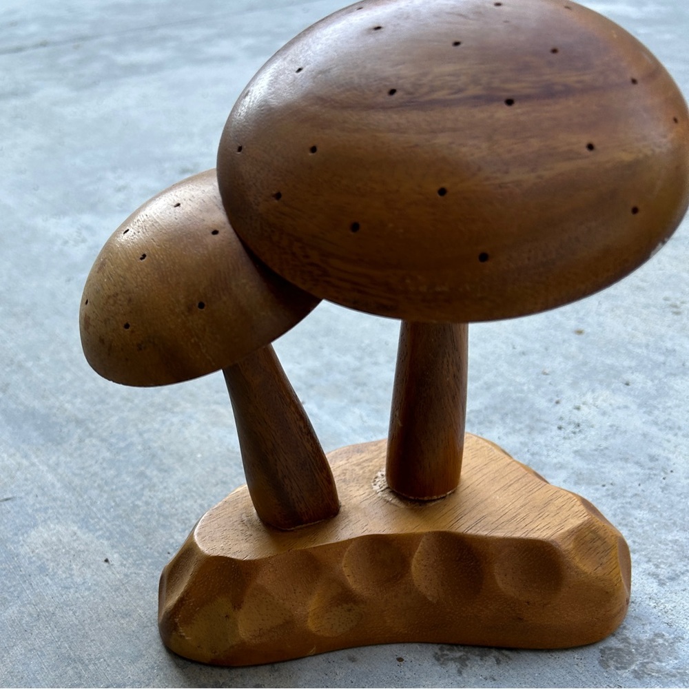 Handcrafted Leilani Monkey Pod wood mushroom